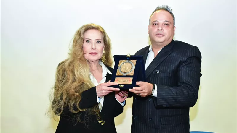 أسرار كواليس مشوار رغدة في ندوة تكريمها ب
