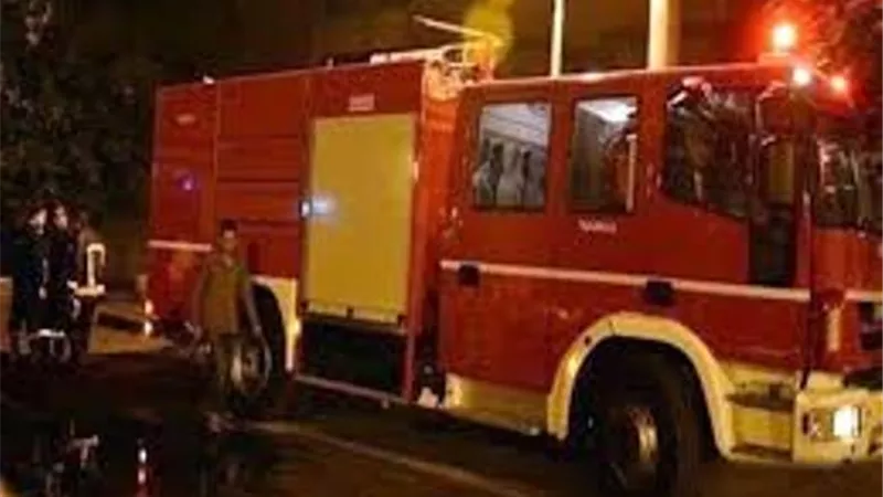 اخماد حريق منزل تسبب في اصابة شخصين بالإسماعيلية