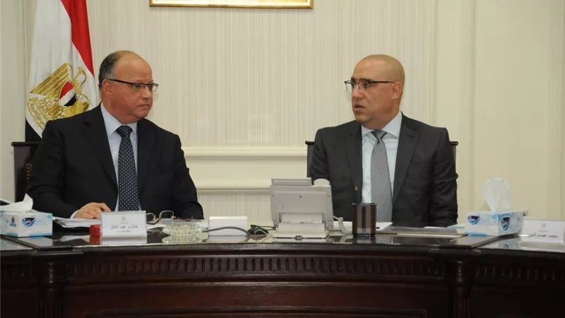 وزير الإسكان ومحافظ القاهرة يتابعان إجراءات تطوير