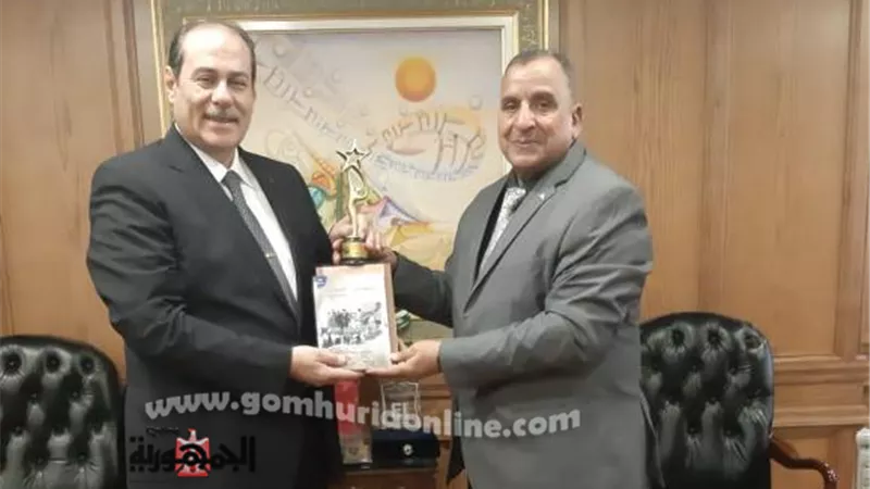 سواسية تكرم نجل اللواء بدوي الخولي محافظ السويس فى اكتوبر 1973