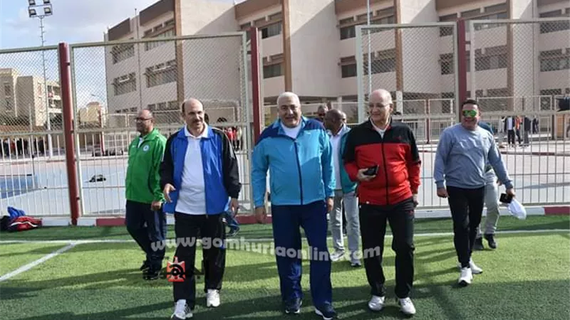 رئيس جامعة السادات وهيئة التدريس يستعيدون النشاط فى يوم ترفيهى بالتربية الرياضية