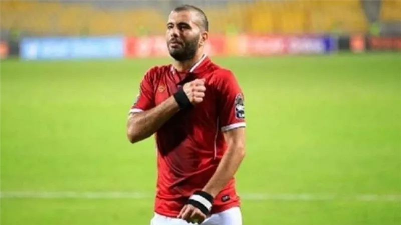 نجم الأهلي الأسبق رحلت عن النادي بسبب عماد متعب