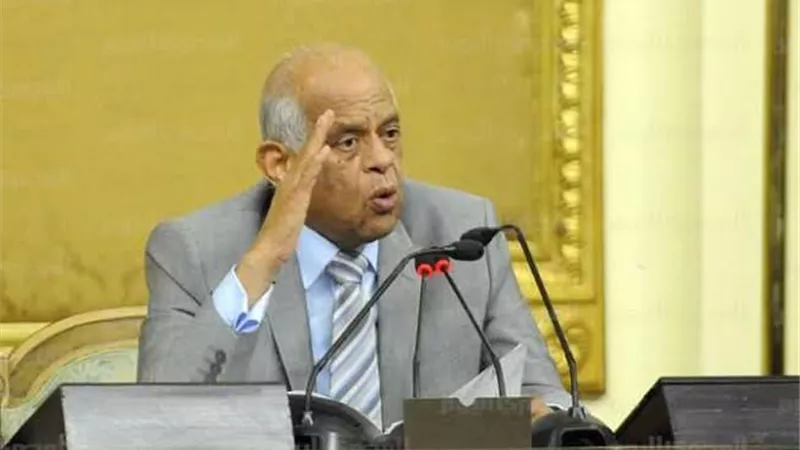 رئيس النواب يغضب بسبب جدول الأعمال ويؤكد :