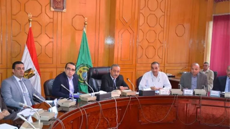 جدول زمني لإنهاء مشروعات الصرف الصحي في الإسماعيلية