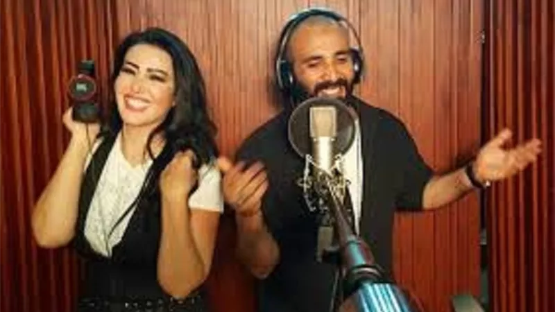 رسالة غامضة من احمد سعد بعد تأجيل حبس سمية الخشاب