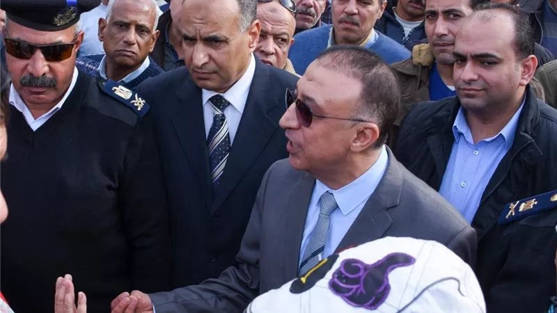الشريف لن نترك منطقه محطه مصر بدون تنظيم واعاده مظهرها الحضاري
