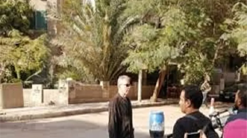 ظهور نادر لمحمود حميدة فى جنازة المخرج سمير سيف