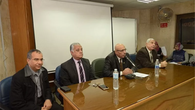 قانون الخدمة المدنية ولائحته التنفيذية برنامج تدريبي بجامعة أسيوط