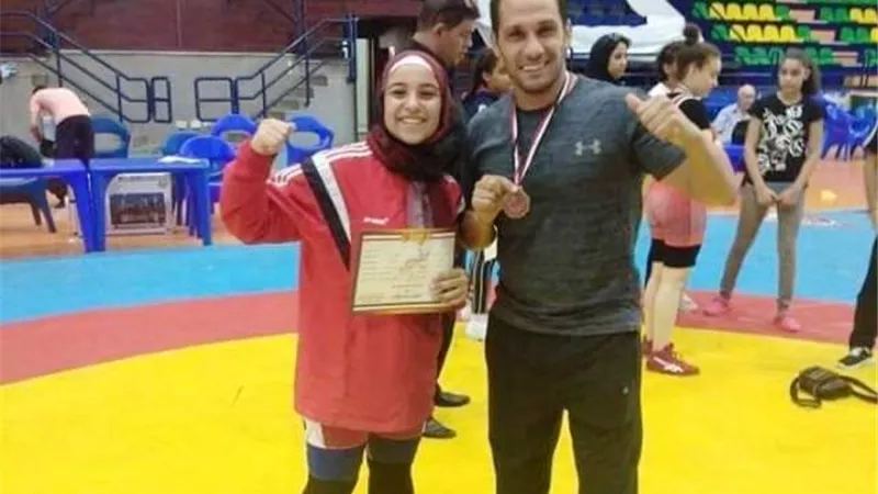 اسراء جودة اول لاعبة سيناوية تنضم لمنتخب مصر للمصارعة