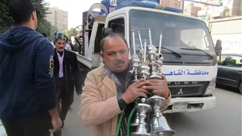حملات مكبرة لاعادة الانضباط بشوارع الوايلى
