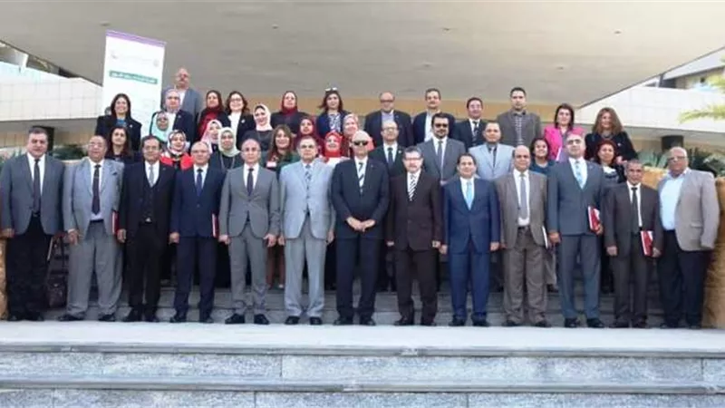 رئيس جامعة الزقازيق يشارك فى اجتماع مجلس أمناء الشبكة القومية لأبحاث السرطان