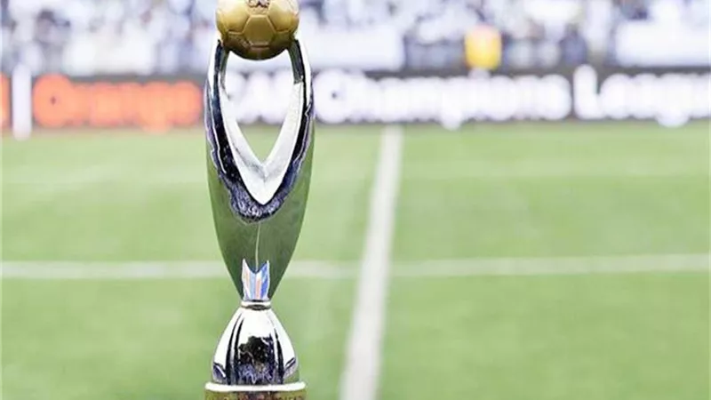 الكاف يعلن مواعيد مباريات الأهلي والزمالك المتبقية بدوري الأبطال