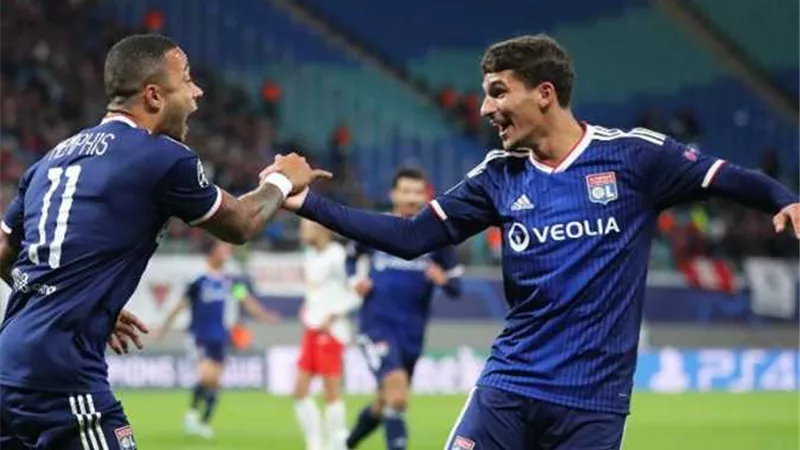 بالفيديو.. تعادل مثير بين ليون ولايبزيج ويتأهلان معا لدور الـ16 بدوري أبطال أوروبا