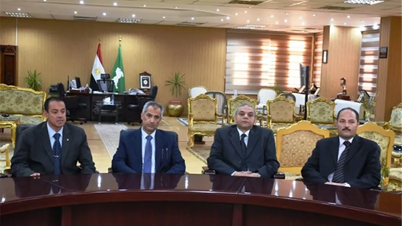 غراب يترأس لجنة اختبارات شغل وظائف قيادية بالديوان والتنظيم والإدارة