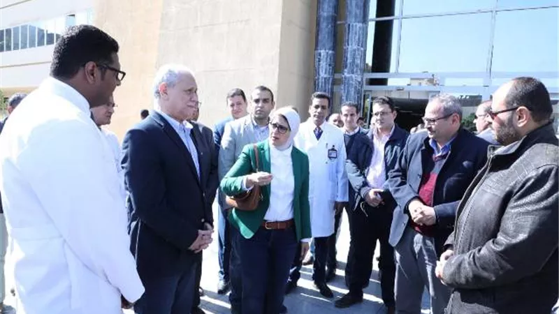 أهالي الأقصر يناشدون المسئولين اعادة النظر في قرار تخصيص مستشفيات اسنا والعديسات والبياضية في اقسام طبية واحدة