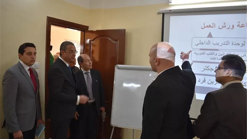 محافظ الفيوم يفتتح أعمال تطوير المديرية المالية