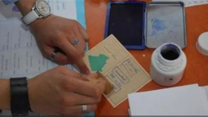 الجزائريون يصوتون لانتخاب رئيس جديد فى 58 محافظة