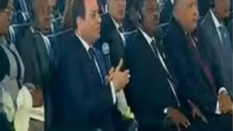 السيسي : المصريات خرجن بالملايين في ظروف شديدة القسوة للمطالبة بالتغيير والجيش وجد انها ارادة الشعب