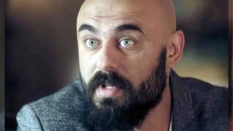 أحمد صلاح حسنى يطير إلى أسوان لهذا السبب