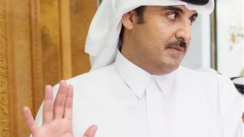 نظام الحمدين يغامر بأموال الشعب القطري سعيا للتخريب والخيانة