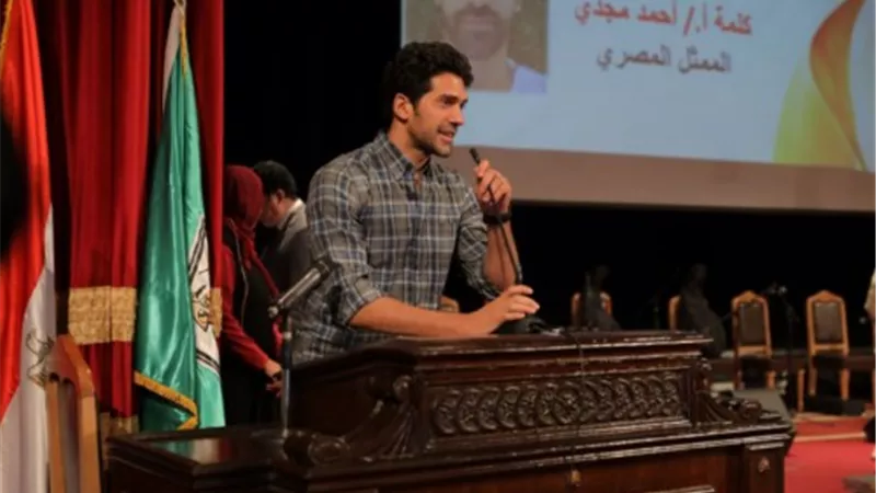 أحمد مجدي يشارك في حملة 16 يومًا لمناهضة العنف ضد المرأة بجامعة القاهرة