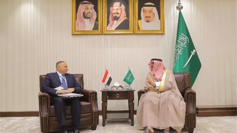 وزير الحج والعمرة بالسعودية يستقبل مساعد وزير الداخلية المصري رئيس مكتب شؤون حجاج مصر