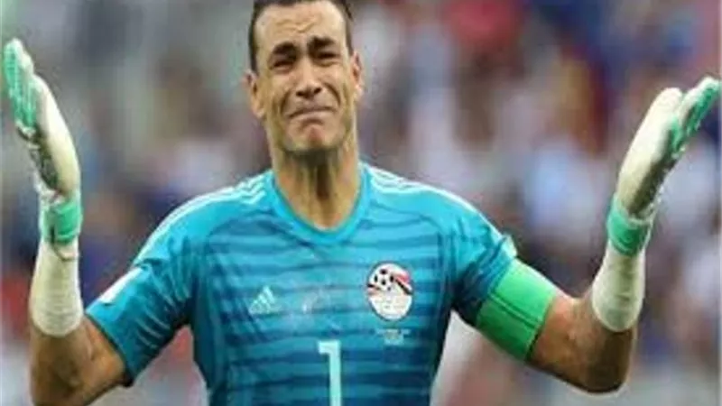 سيارة عصام الحضري تتعرض للسرقة.. صور