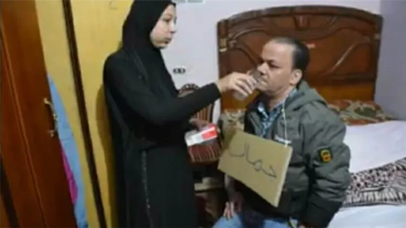 قاتلة طفليها بالدقهلية تمثل الجريمة أمام النيابة
