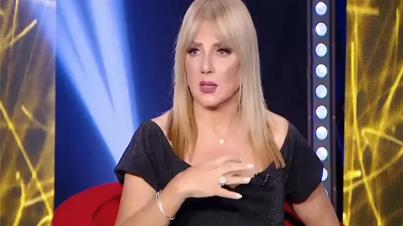 ندى بسيوني باكية: الطبيب أخبرني أن أمي لن تعيش أكثر من 3 أشهر