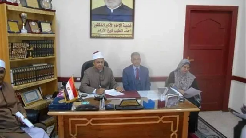 الإنتهاء من دروس الفصل الدراسى الأول بأزهرية الأقصر والإستعداد للإمتحانات