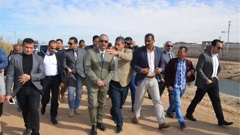 محافظ الإسماعيلية يتفقد تطوير طرق بتكلفة 8 مليون جنيه في القنطرة غرب ..صور