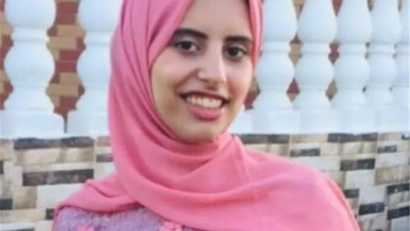 والدتها بين الحياة والموت.. اختفاء طالبة الثانوية بالحسينية فى ظروف غامضة