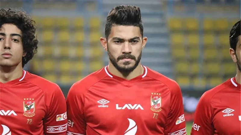 مدافع الاهلى يخضع لبرنامجا تأهيليا