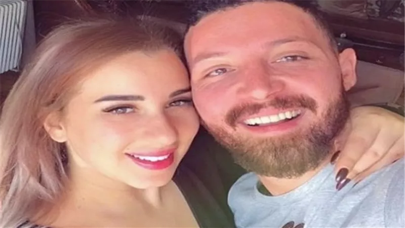 اسما شريف منير تثير الجدل بقصة حبها