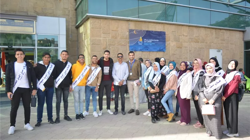 طلاب من اجل مصر بجامعة السويس في زيارة لمستشفى 57357