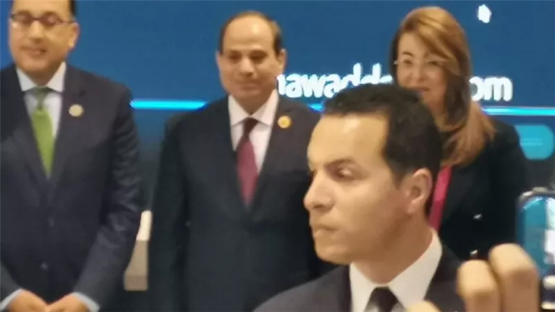 السيسي يطلق المنصة الإلكترونية لمشروع 