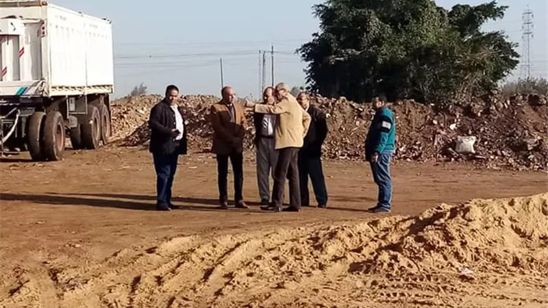 نقل موقف الشهداء خارج الكتله السكنية