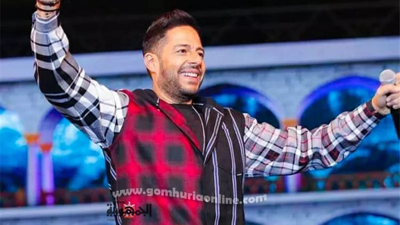 حماقي يشعل أضخم حفلات الصعيد رغم برودة الجو .. صور