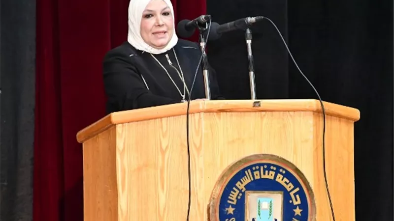 رئيس جامعة القناة : تنمية ريادة الأعمال تواجه تحديات الاقتصاد العالمي