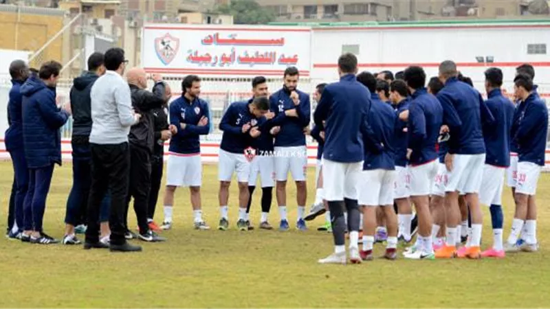 مرتضى منصور يحضر تدريبات الزمالك.. لهذا السبب