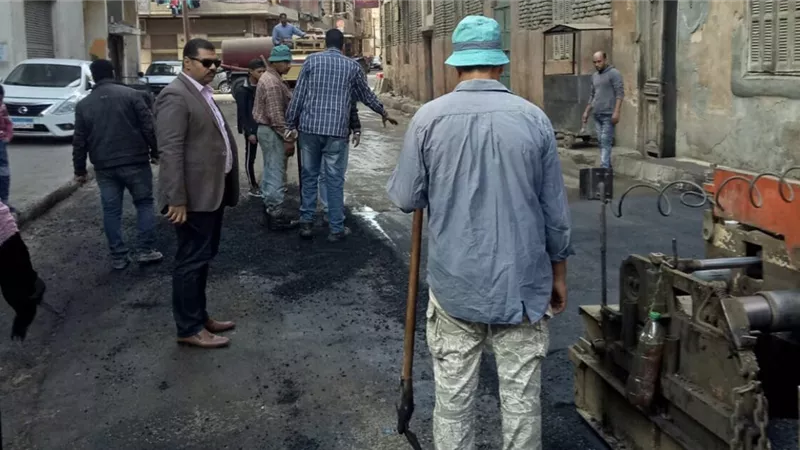الانتهاء من رصف 10 شوارع في حي ثان طنطا بتكلفة 5 ملايين جنيه | صور