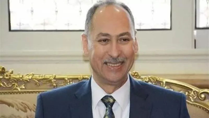 يخنق ابنته بالباجور .. والسبب صادم
