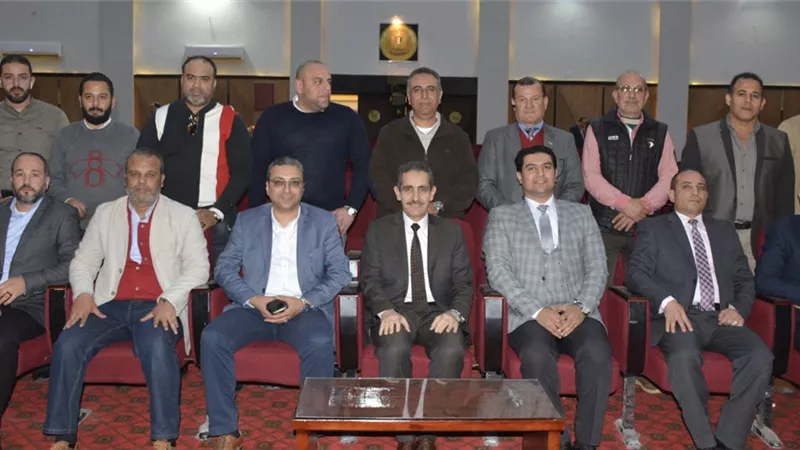 محافظ الغربية يتفقد مسرح 23 يوليو بالمحلة ويشيد بجهود المجتمع المدني فى تطويره