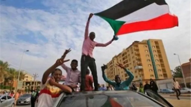 السودان تحتفل على مرور عام على حركتهم الاحتجاجية