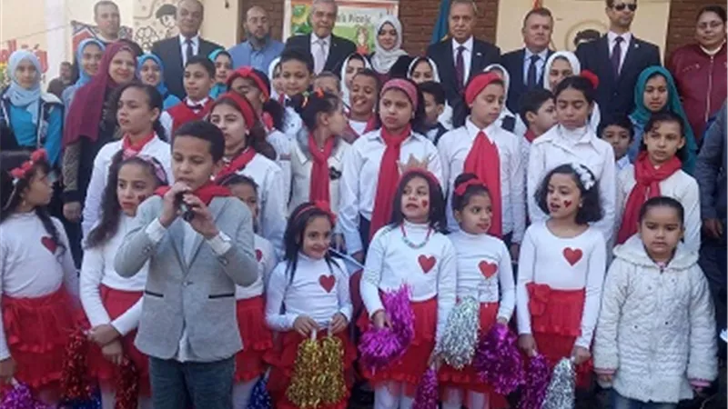 محافظ القليوبية وسفير السويد يطلقان مشروع الفصل الأخضر بمدارس القناطر