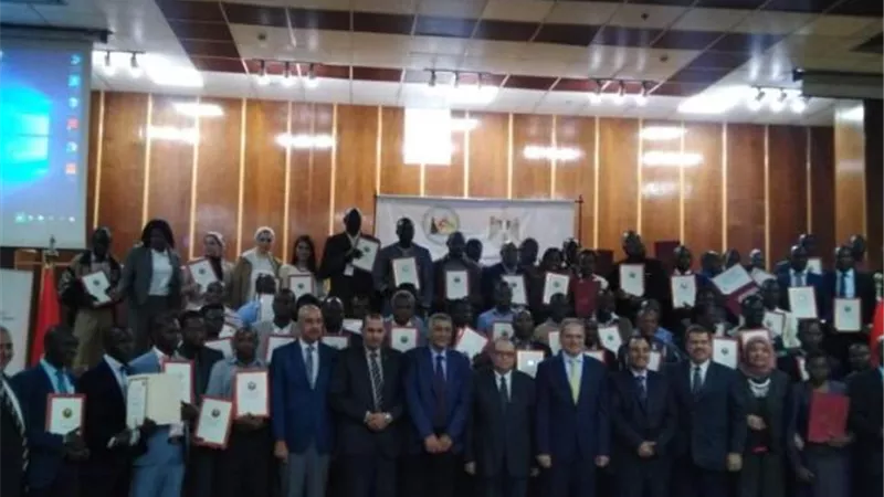 الكهرباء تحتفل بتخريج 57 متدربا من 6 دول افريقية