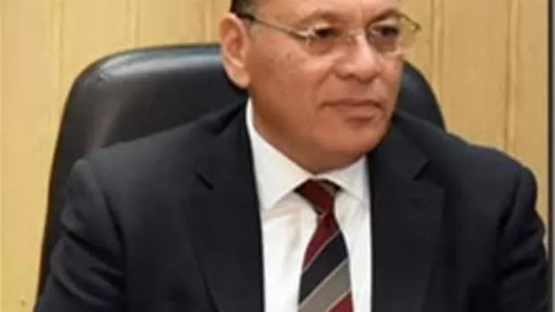 إخلاء ٣ عمارات سكنية بالزقازيق وفرض كردون أمنى حولها