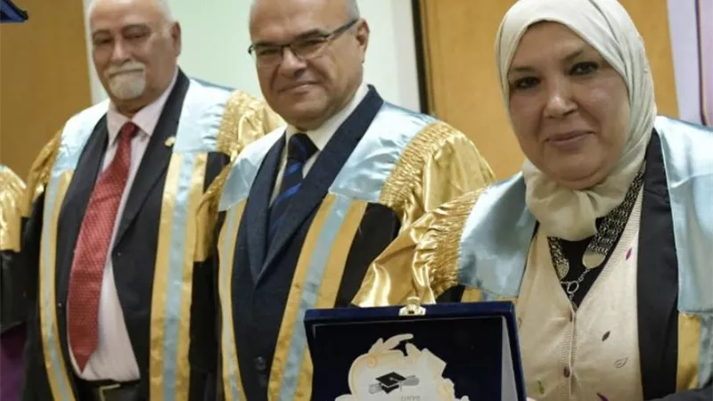 تكريم الدفعة 11 لدبلوم المهن الصحية للتعليم عن بعد