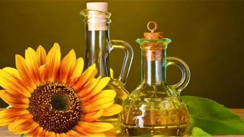 زيوت نباتية تسبب كارثة صحية ..أبرزها زيت الذرة وعباد الشمس