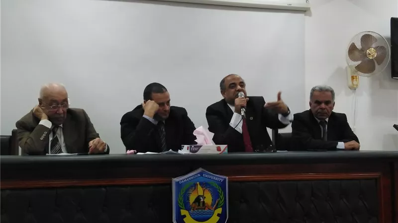 جامعة دمنهور تناقش دور القوى الناعمة في التصدي للشائعات